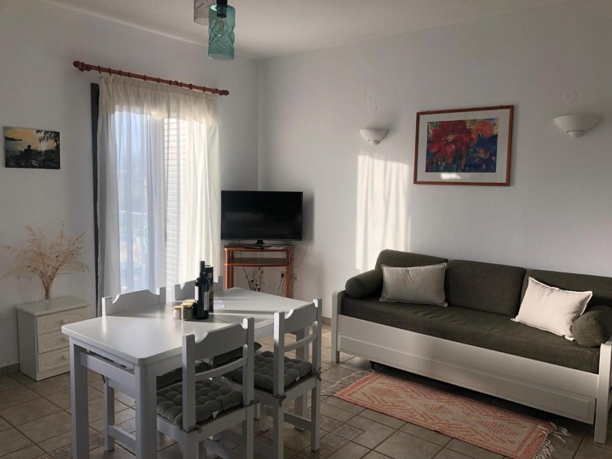 Villa Pefnos Agios Nikolaos  Buitenkant foto