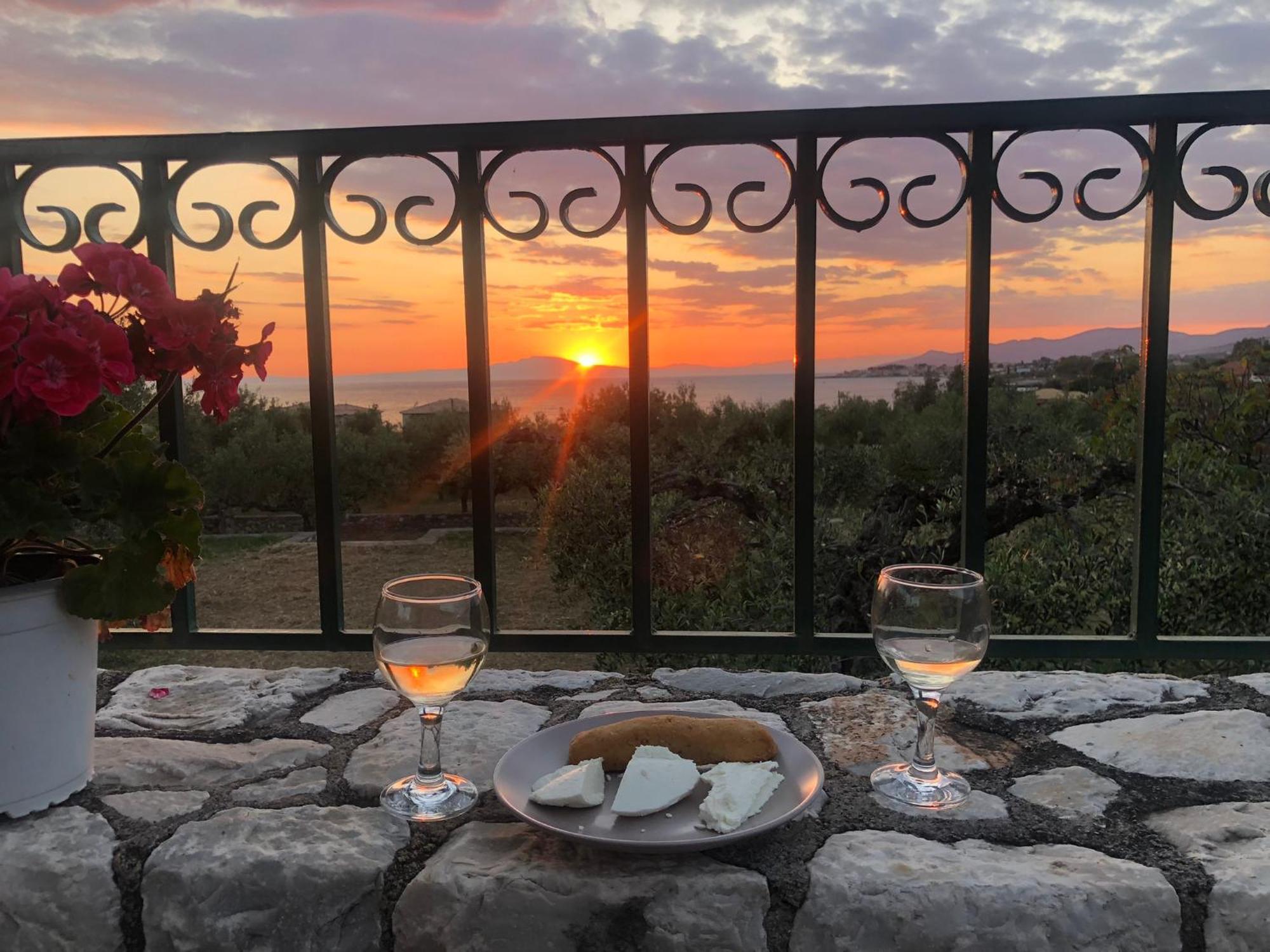 Villa Pefnos Agios Nikolaos  Buitenkant foto