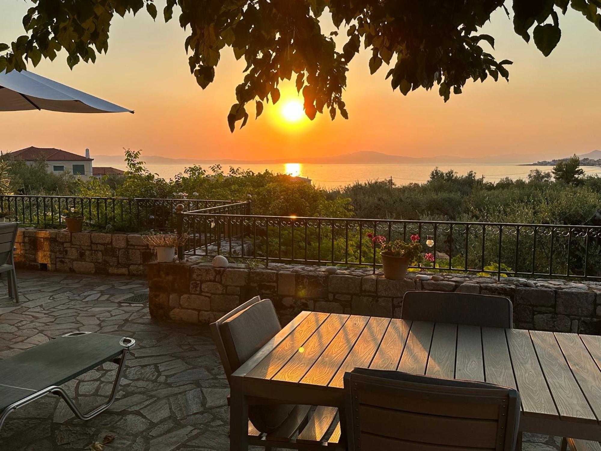 Villa Pefnos Agios Nikolaos  Buitenkant foto
