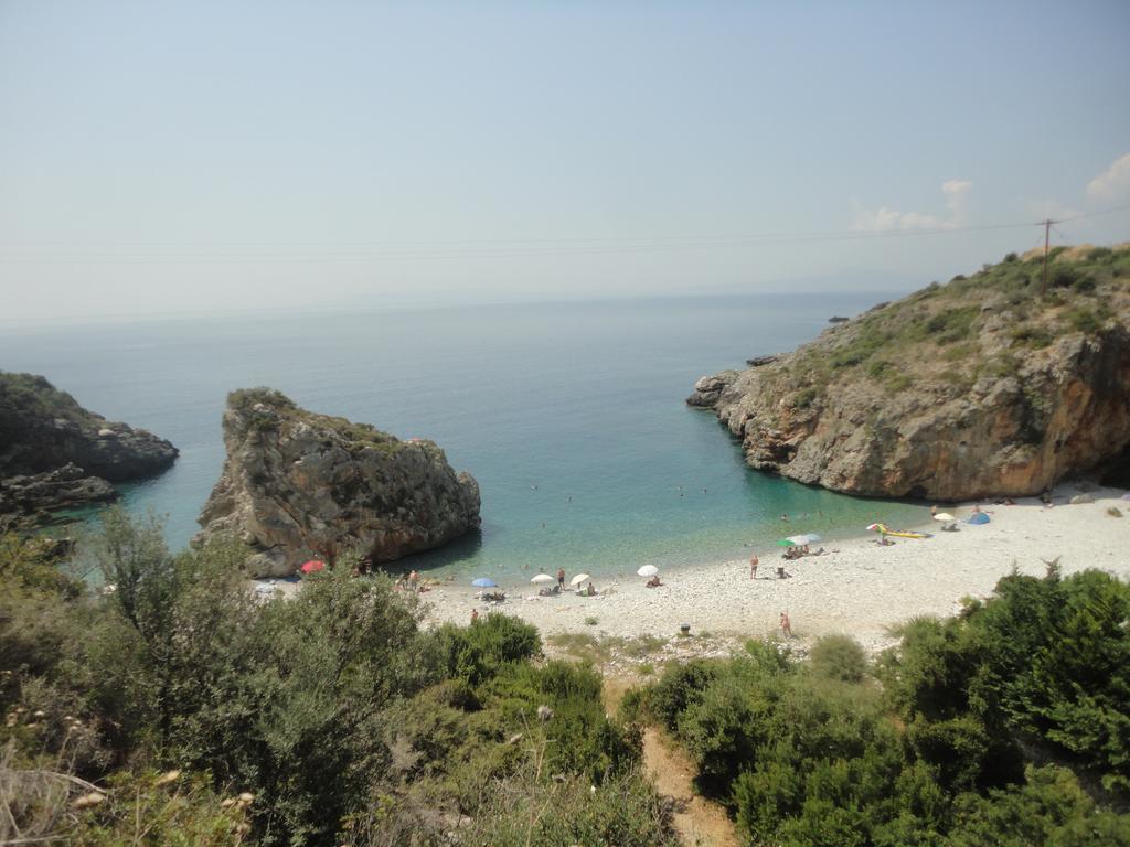 Villa Pefnos Agios Nikolaos  Buitenkant foto